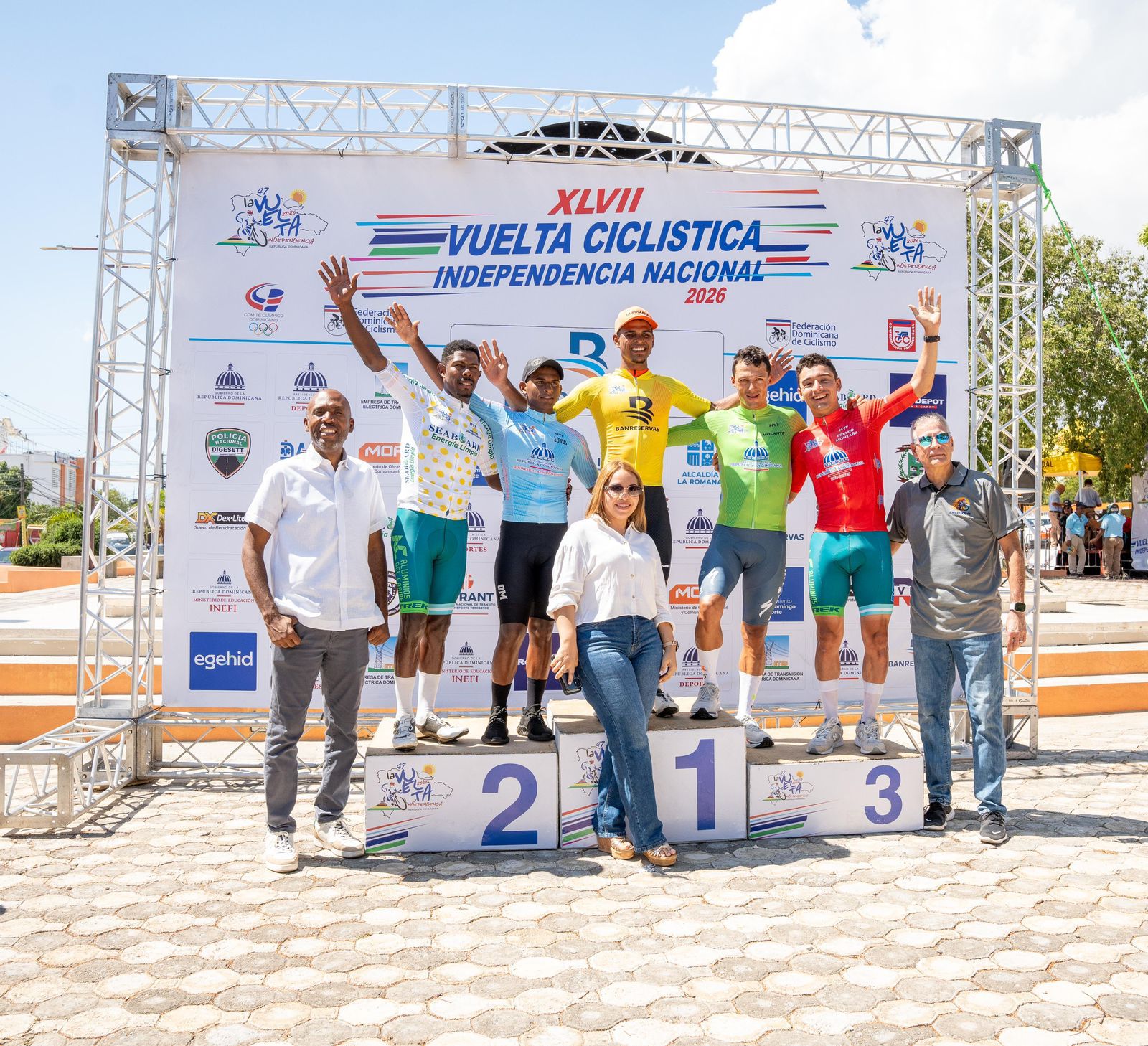 Alcaldía de La Romana respalda con éxito la primera etapa de la 47ª Vuelta Ciclística Independencia Nacional