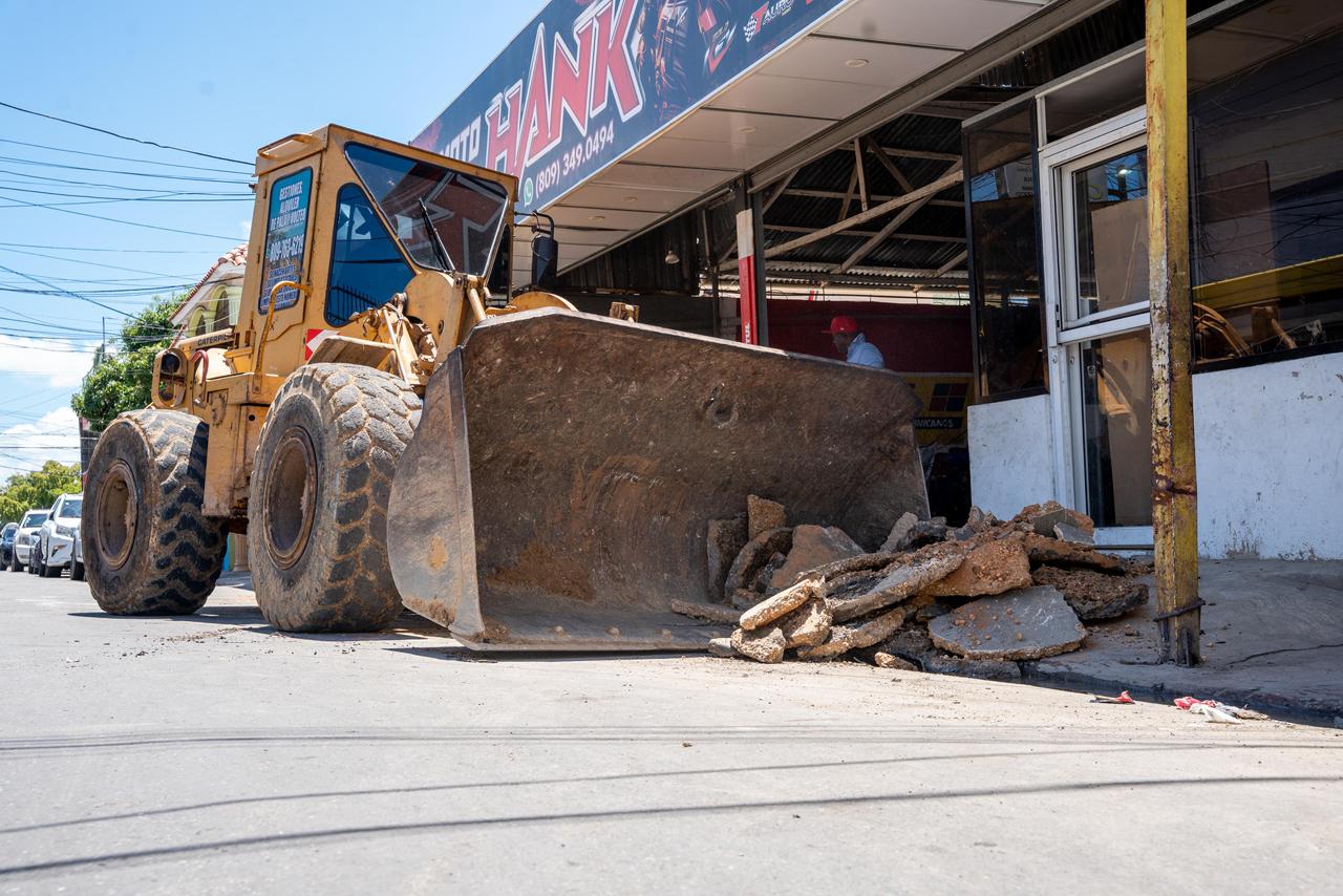 Alcaldía de La Romana realiza jornada de recuperación de espacios públicos