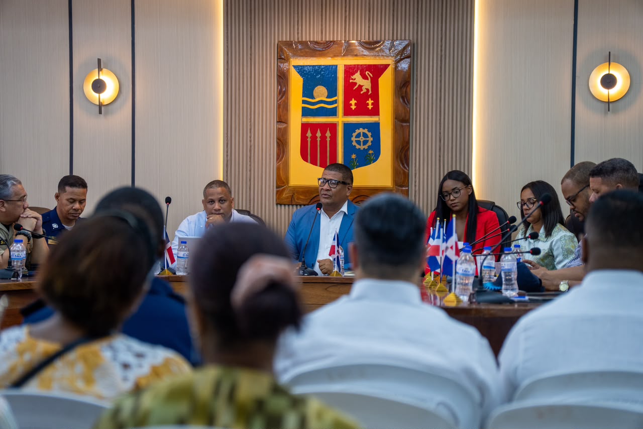 Realizan Mesa Local de Seguridad Ciudadana y Género de La Romana